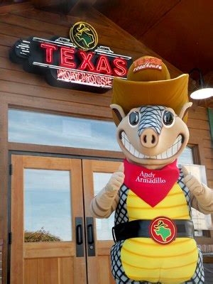 The Impact of Texas Roadhouse Mascots on Customer Engagement